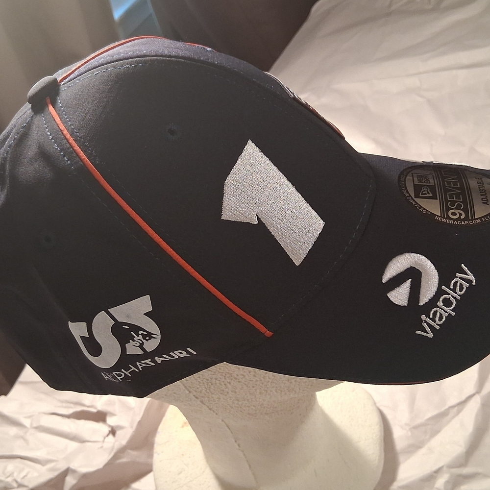 New Era Red Bull 2025 Max Verstappen Racing Cap Dark Blue Adult Adjustable - Picture 2 of 5